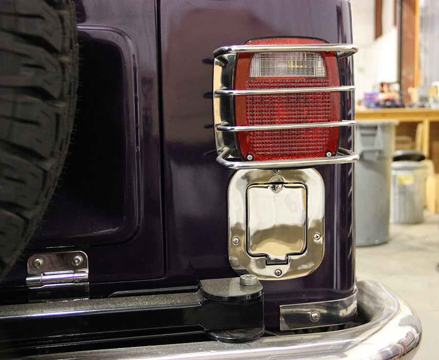 Jeep CJ/YJ Billet Style Gas Hatch 77-95 CJ and Wrangler YJ Polished Silver Kentrol