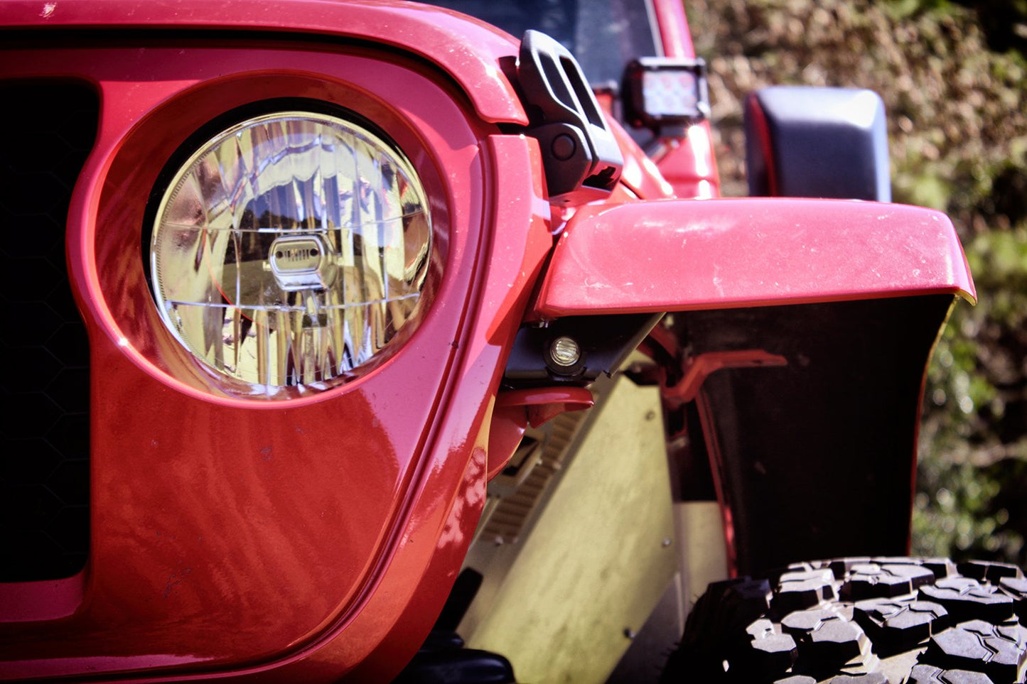 Front Fender Chop Bracket for Jeep Non-Rubicon JL/JT - Fender Brackets with One Pair LED Sidemarker Lights Motobilt