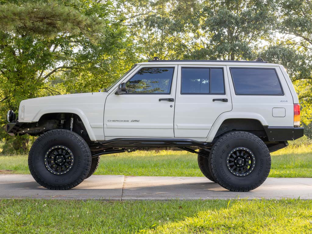 Rusty's Rocker Armor with Kicker Tube - 1984-2001 XJ Cherokee